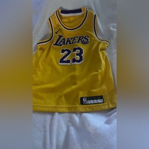 Nike NBA Dri-Fit youth medium labron James #23 NWOT